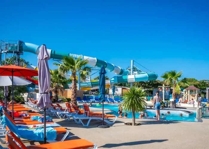 Mobil - Terrasse Pour 6 Pers, 3 - Api-1-52-1566 Campsite Olonne-sur-Mer