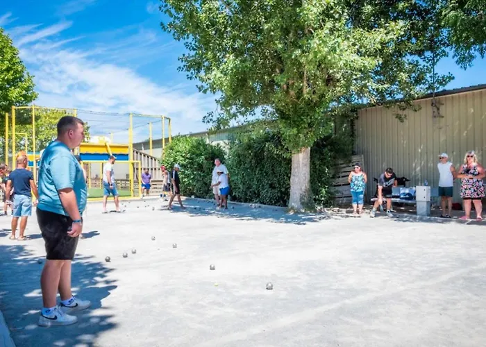 Mobil - Terrasse Pour 6 Pers, 3 - Api-1-52-1566 Campsite