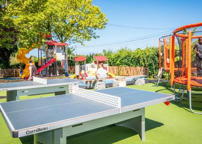 Mobil - Terrasse Pour 6 Pers, 3 - Api-1-52-1566 Campsite Olonne-sur-Mer